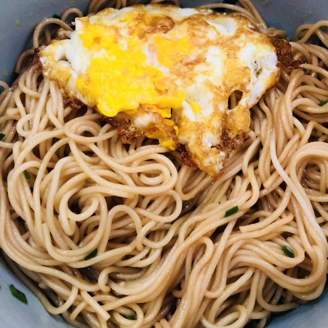 简单小葱油泼面