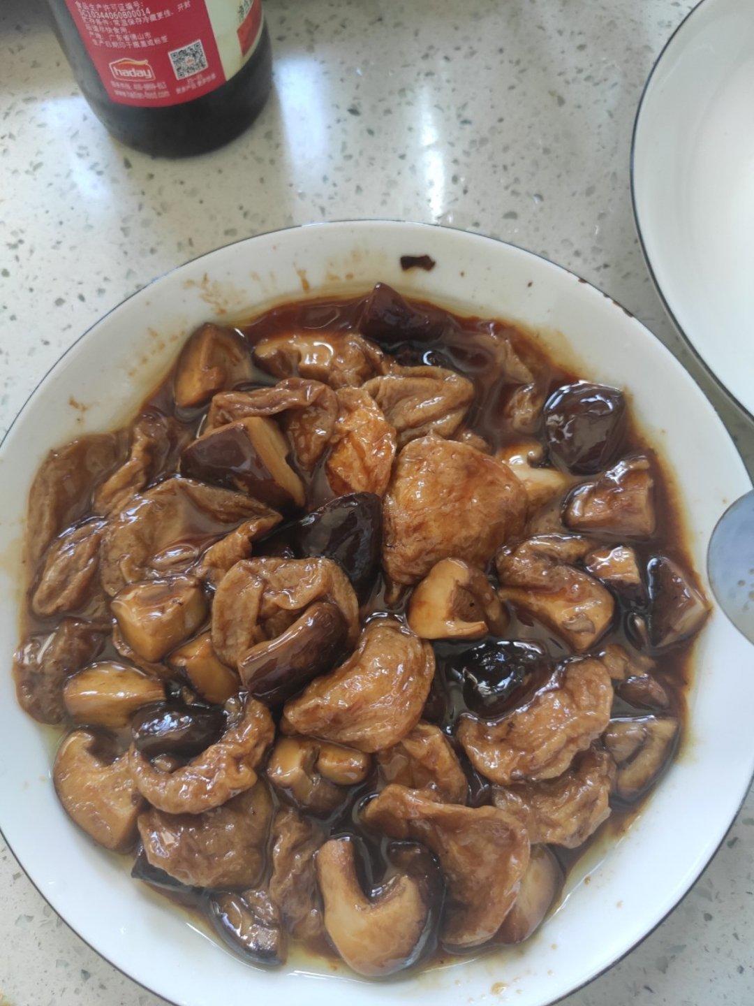 香菇烧面筋