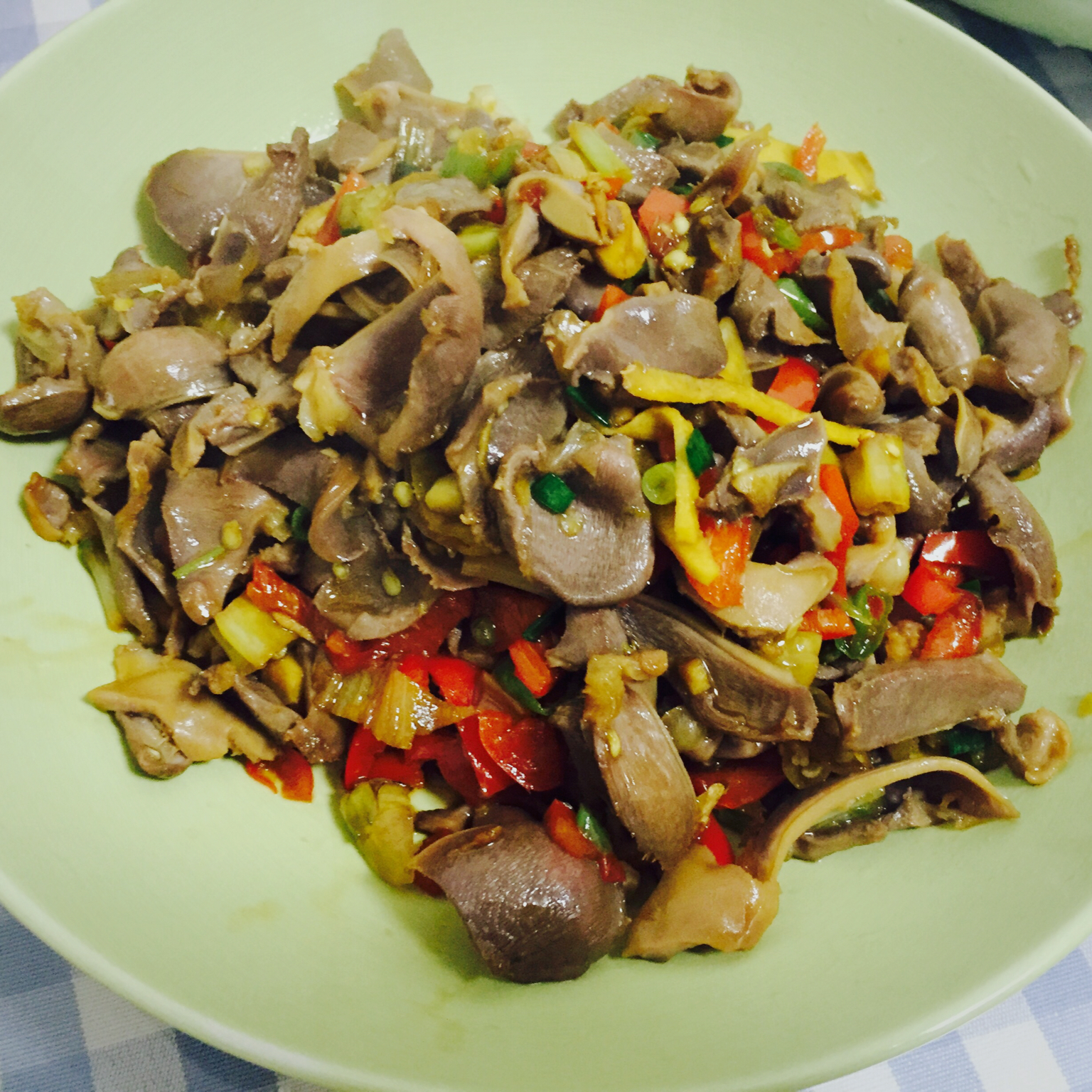 泡椒炒鸭胗
