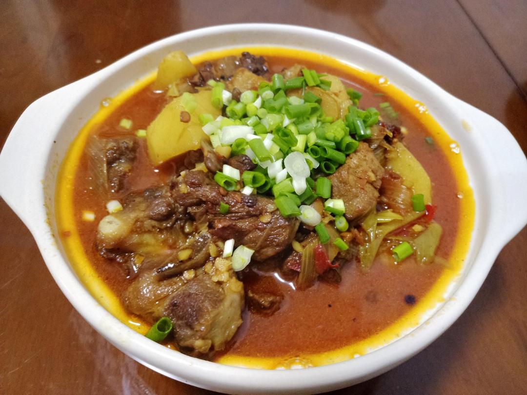 土豆烧排骨