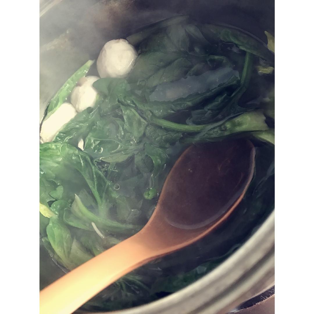 青菜肉丸汤