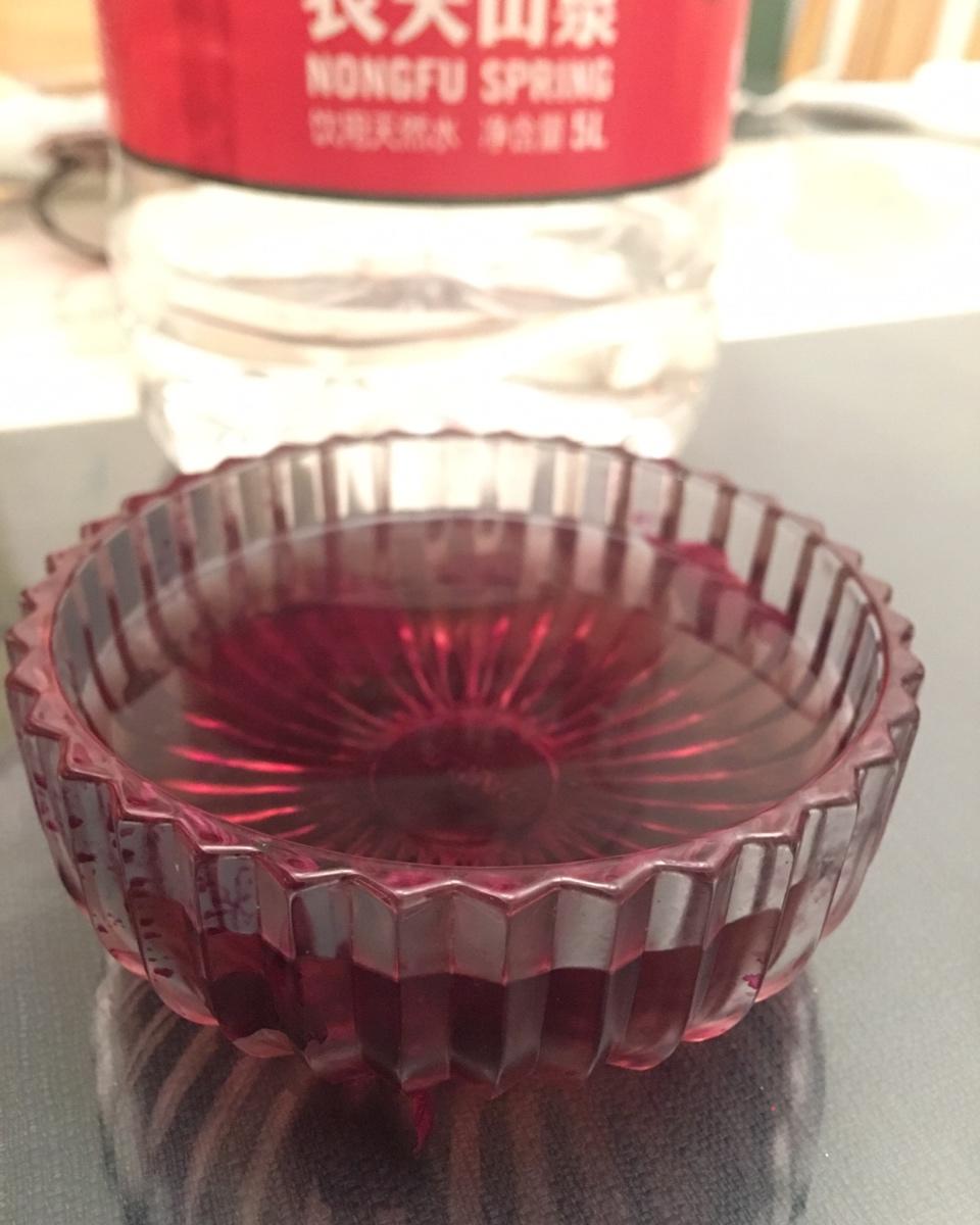 玫瑰花纯露