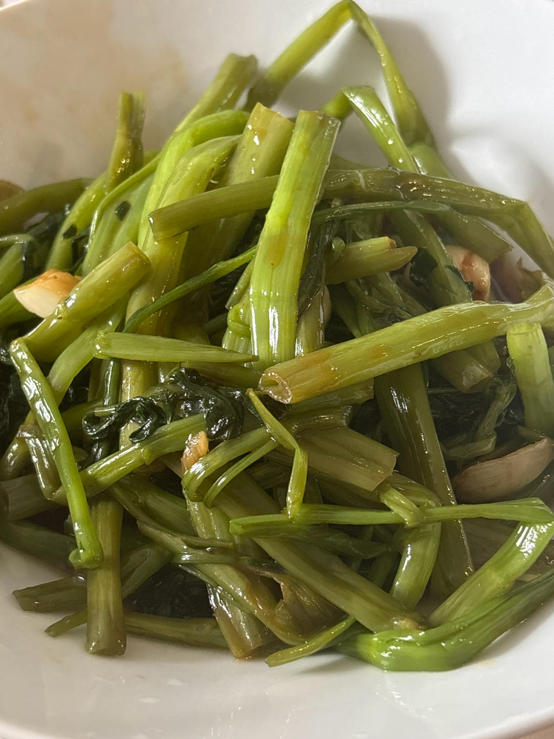 爆炒耗油空心菜