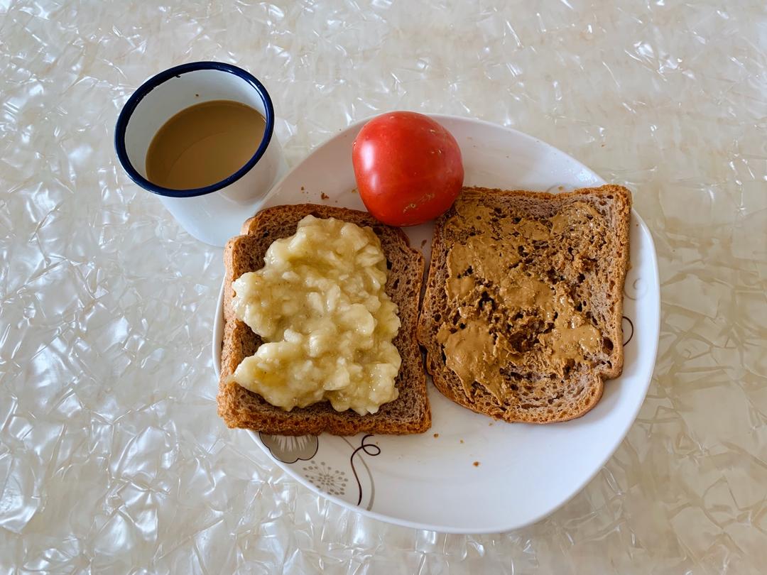 香蕉泥花生酱三明治（我的食欲稳定器）| 健康·三餐