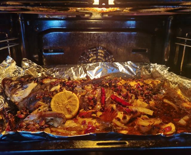 简单好吃的家庭版烤箱烤鱼