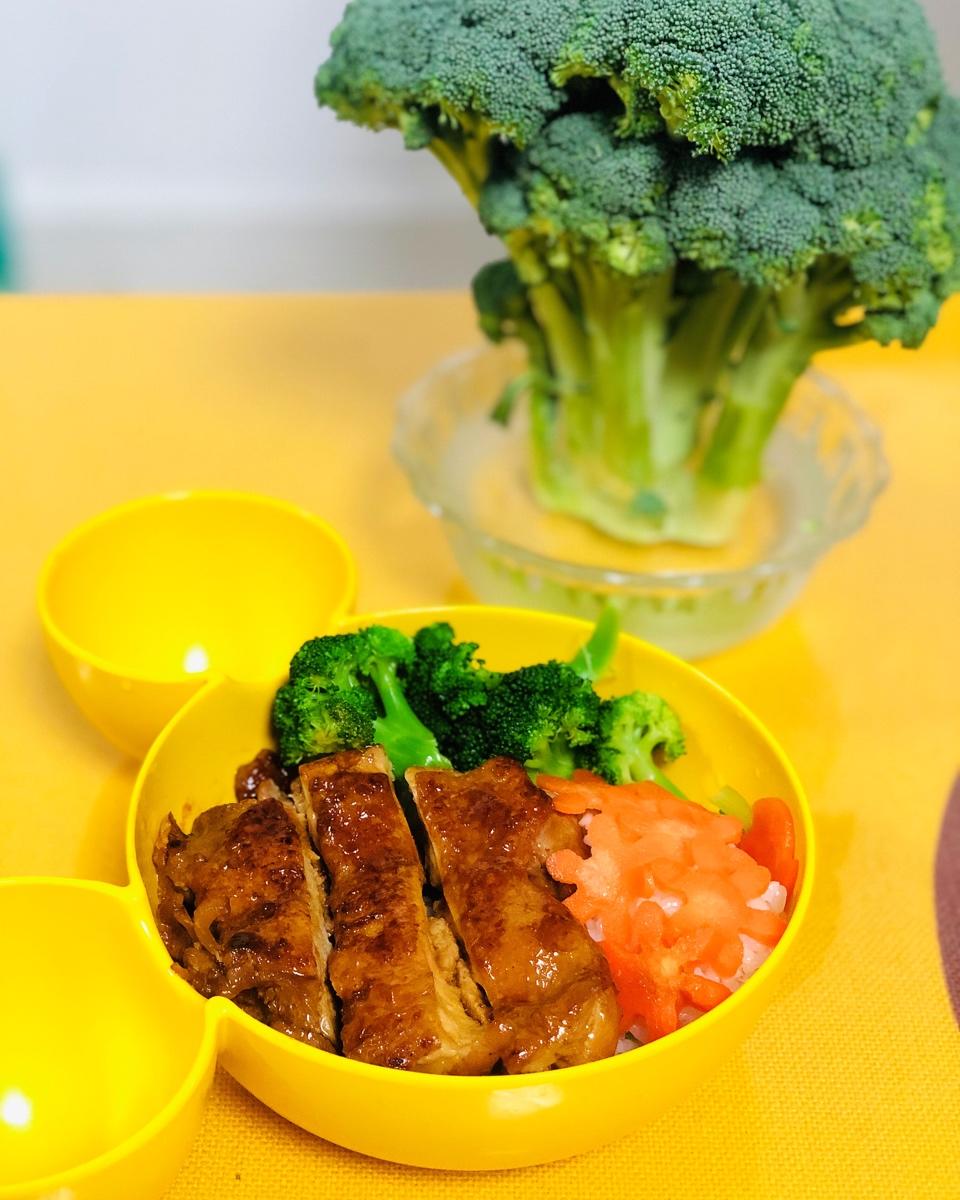 照烧鸡腿饭