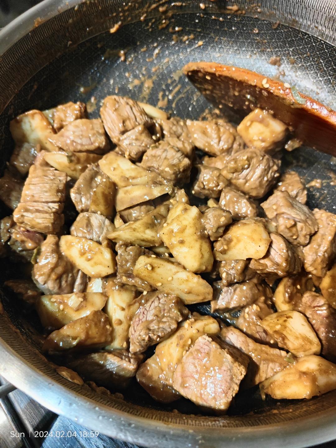香辣孜然土豆牛肉粒，这么做巨巨巨好吃！！