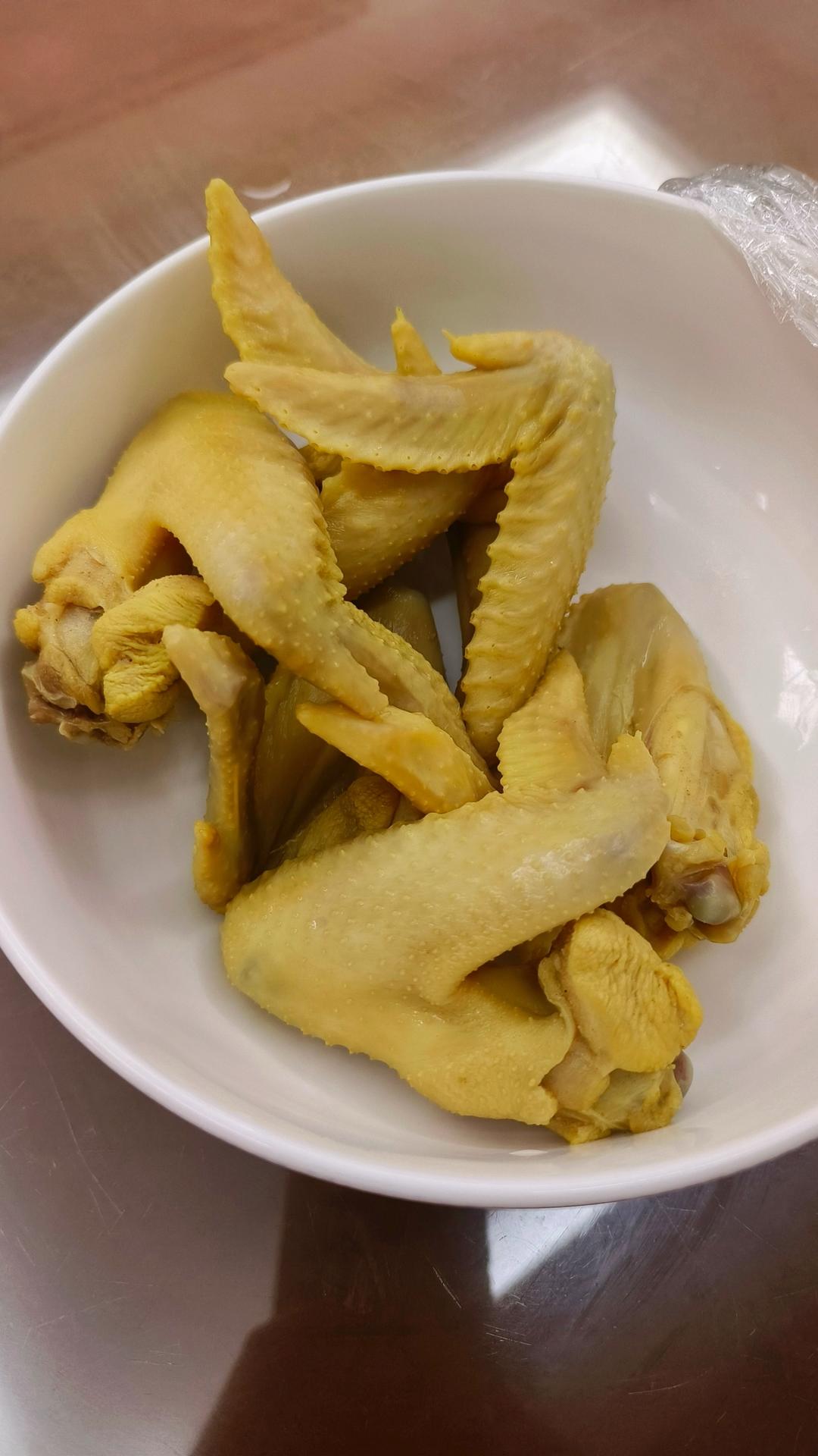 盐焗鸡翅鸡爪