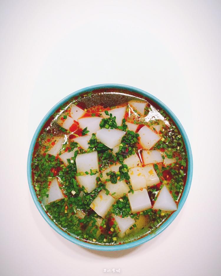 自制豌豆凉粉（10分钟就搞定）