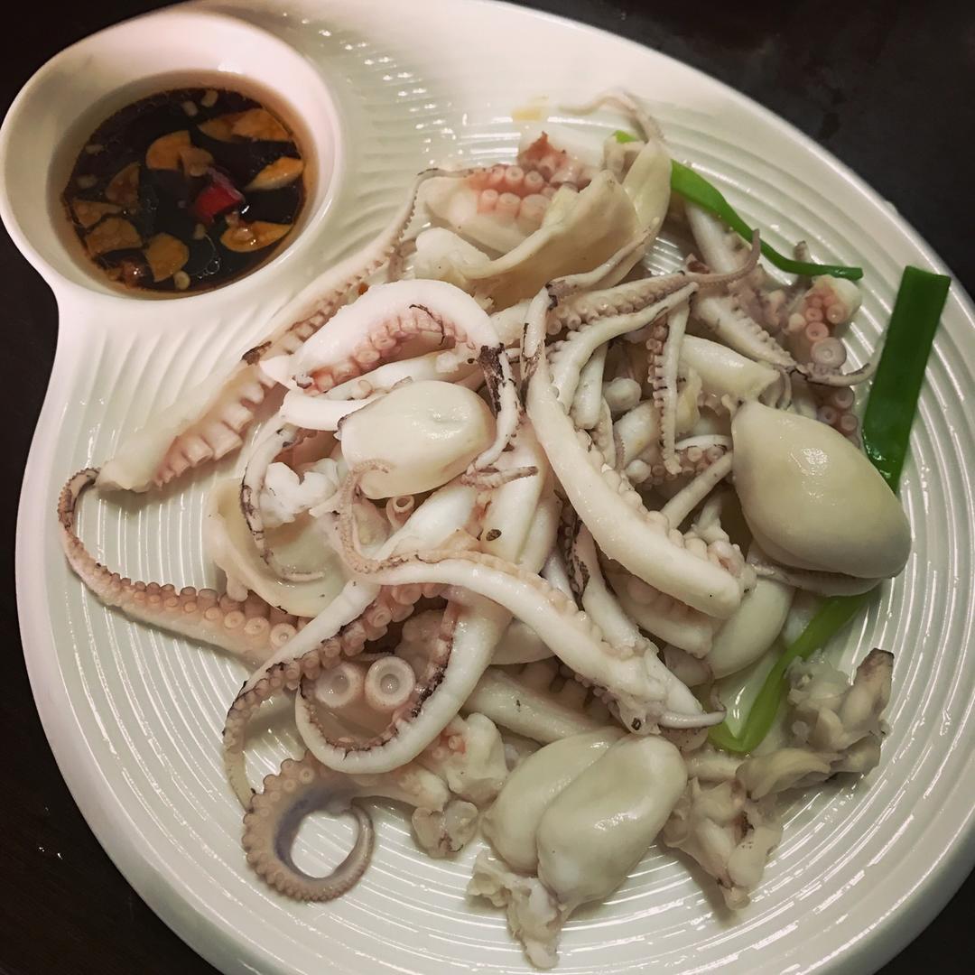 白灼八爪鱼