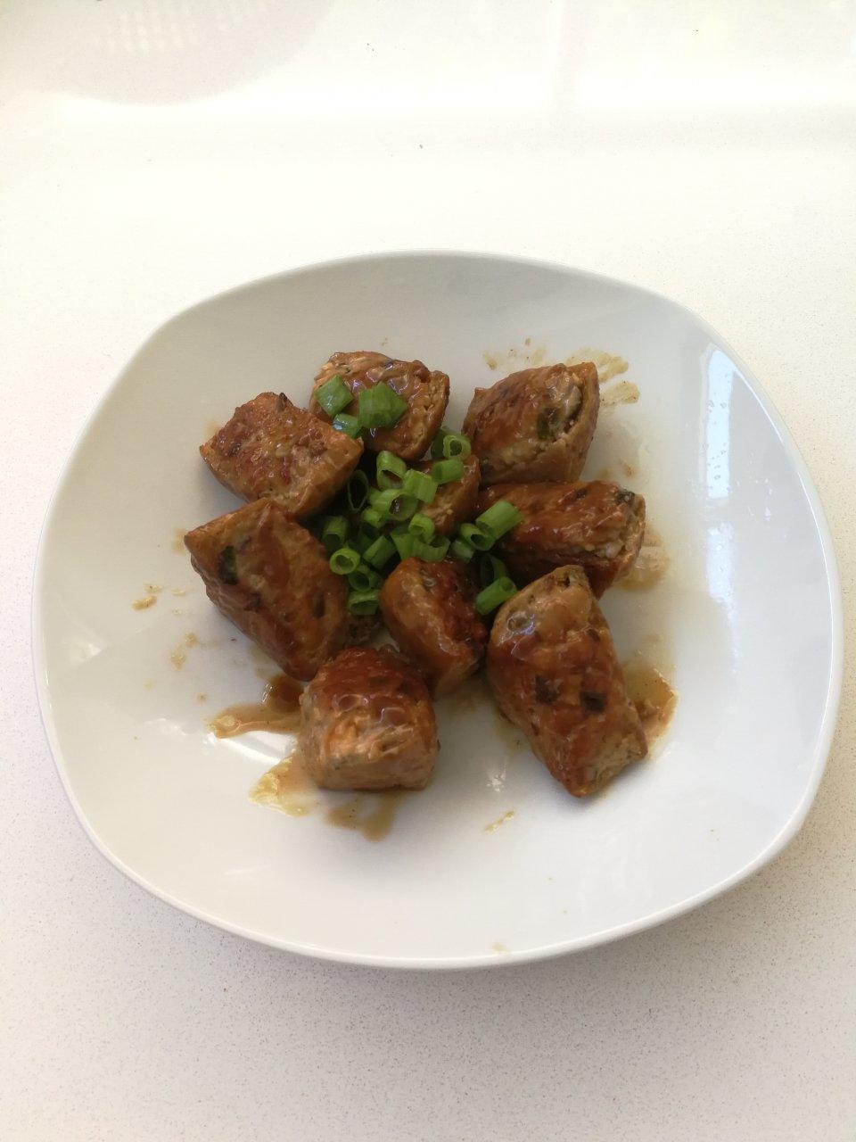 豆泡塞肉