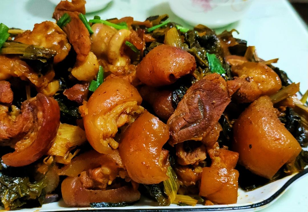 魔法高压锅～～梅干菜蒸猪脚