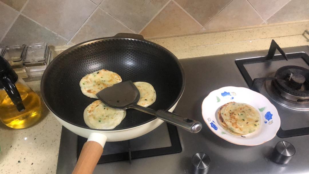 葱油饼（附外酥里嫩的技巧）