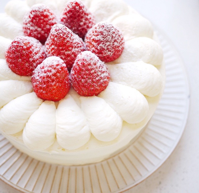 小清新草莓奶油戚风蛋糕裱花蛋糕