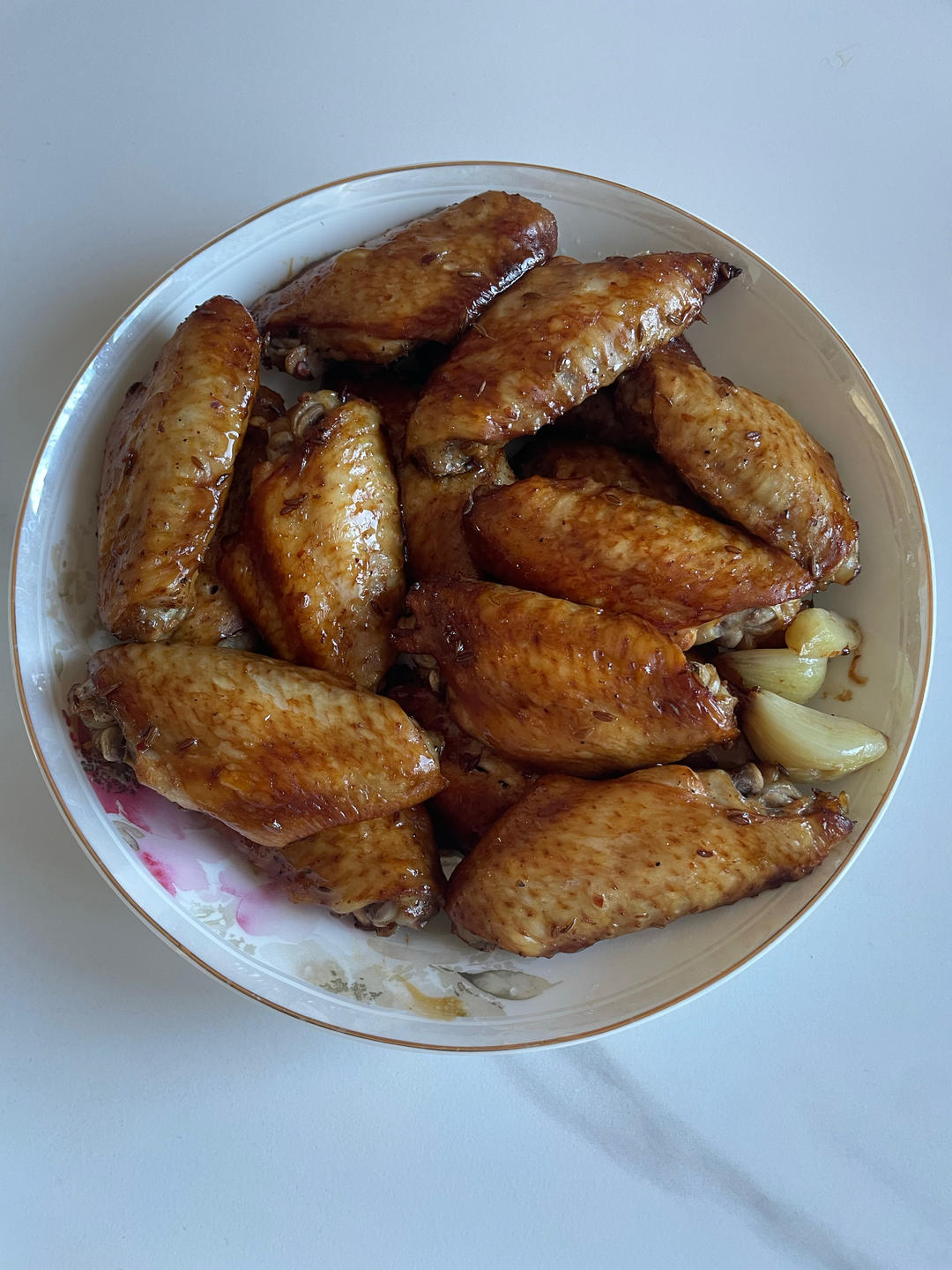 烤箱鸡翅/家里的调料随便放，只要腌过就好吃