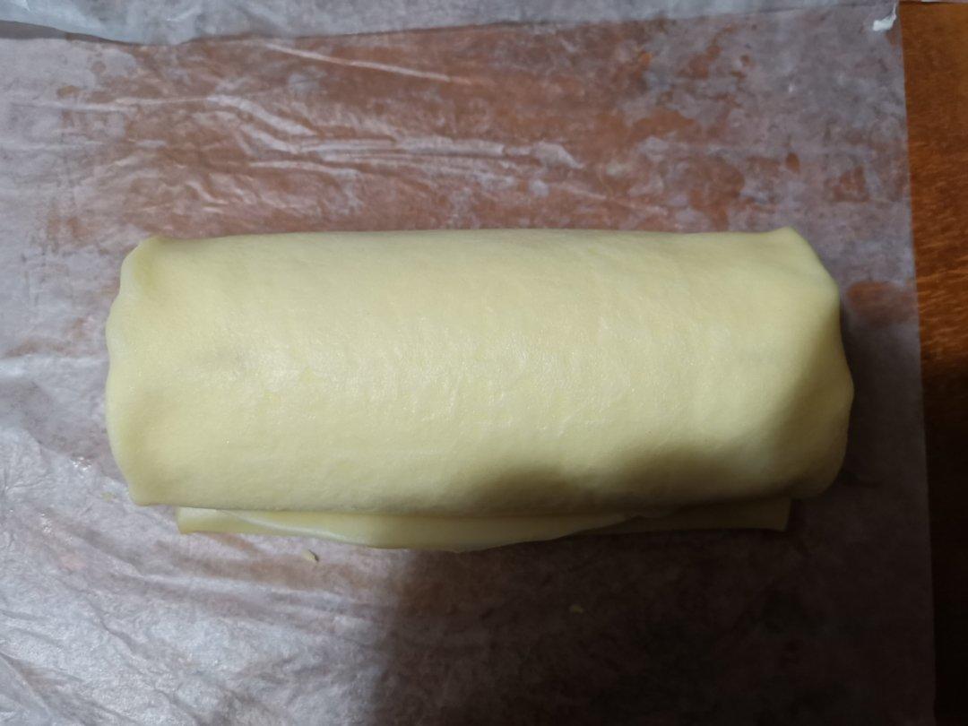 视频【奶茶千层蛋糕·新手也能做出的超薄可丽饼】3分钟学会千层蛋糕、毛巾卷、班戟
