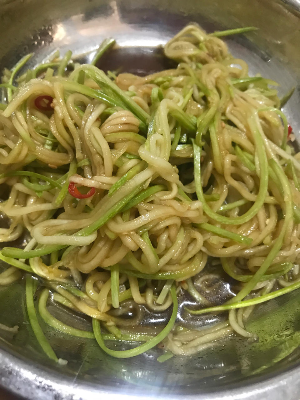 一定要试试的清新爽口凉拌西葫芦