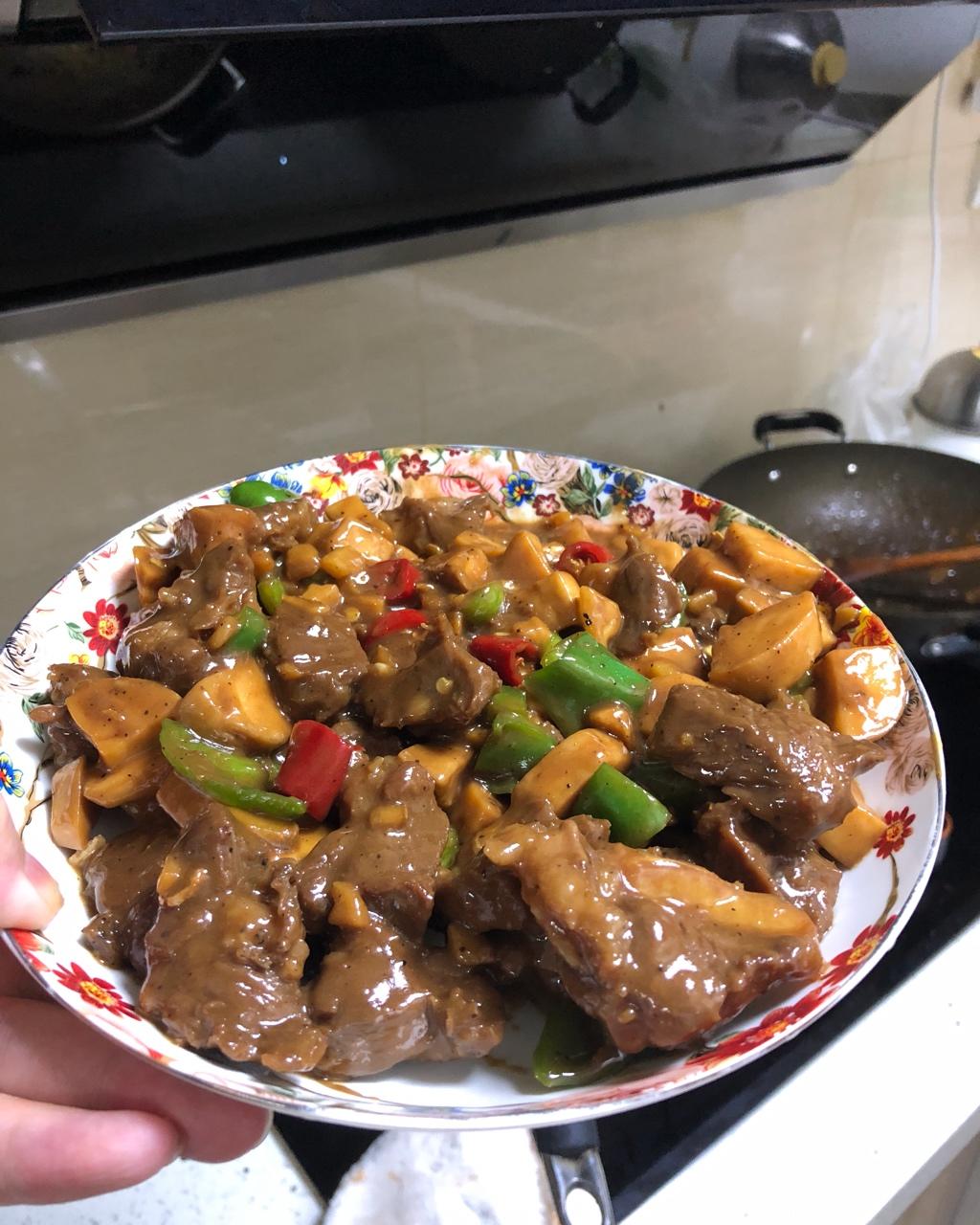 家常菜~杏鲍菇烧牛肉粒