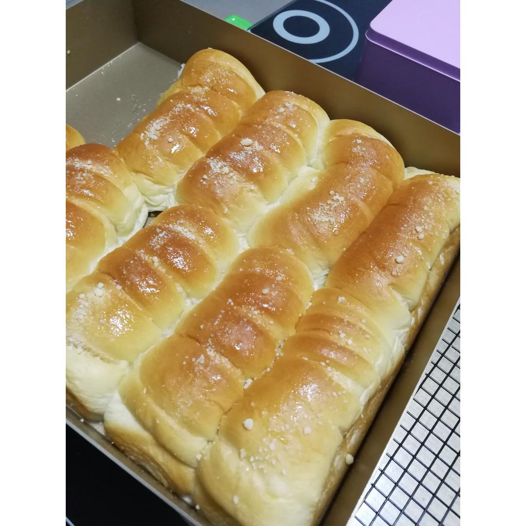 软到不知所措的牛奶卷