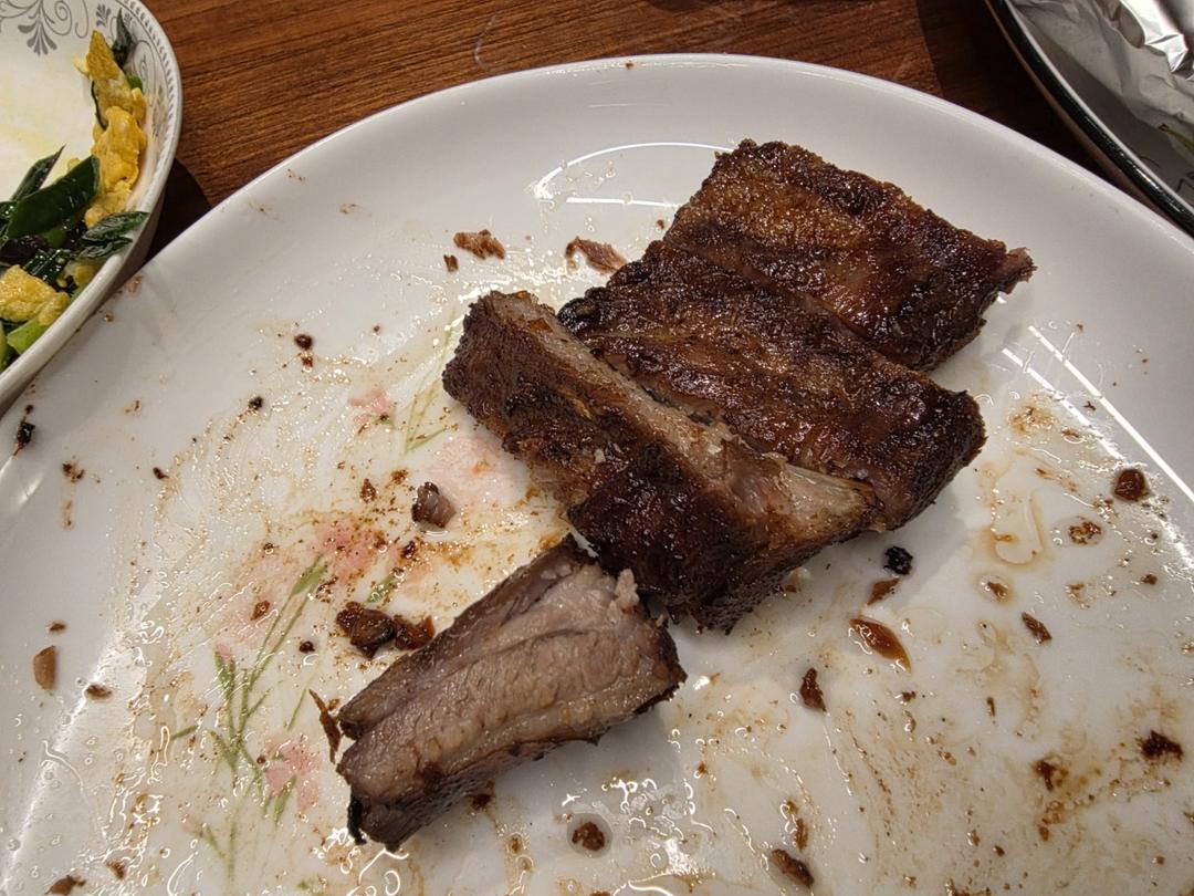 最简单的焦香软糯烤猪肋排