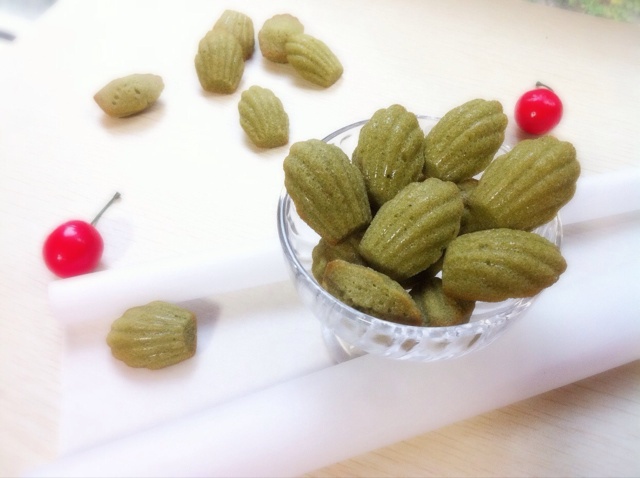 抹茶玛德琳蛋糕