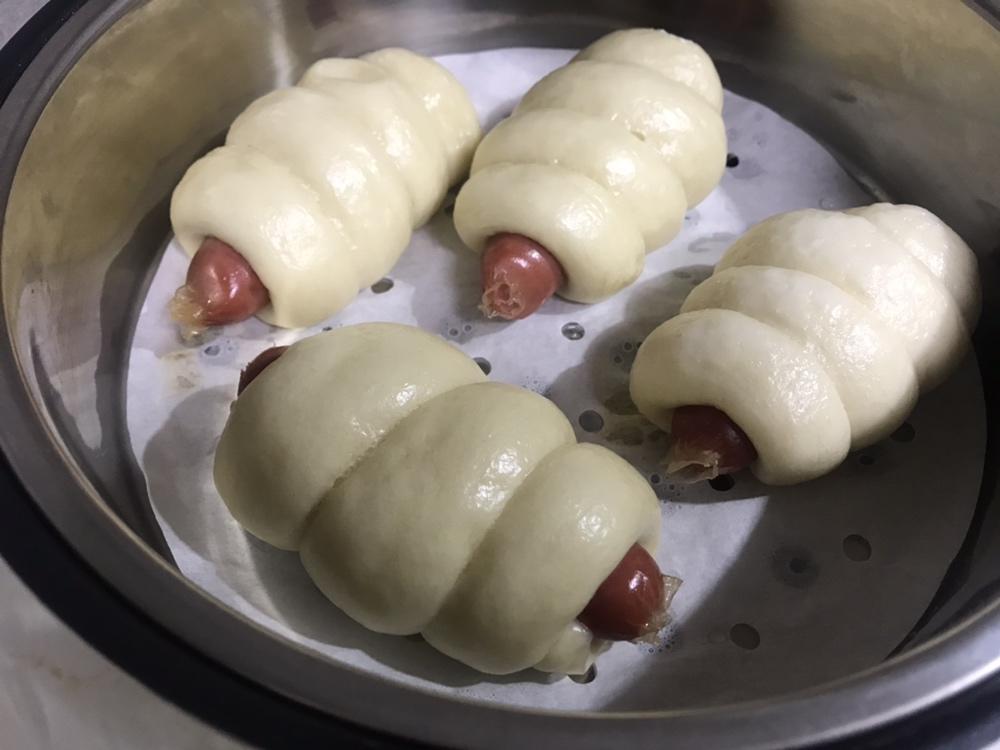 香肠馒头的做法