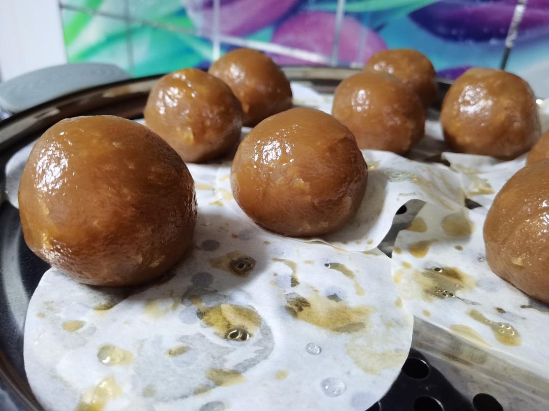 宁波特色小吃---灰汁团