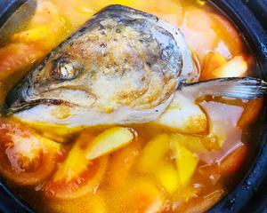 营养美味的番茄三文鱼头汤的做法 步骤9