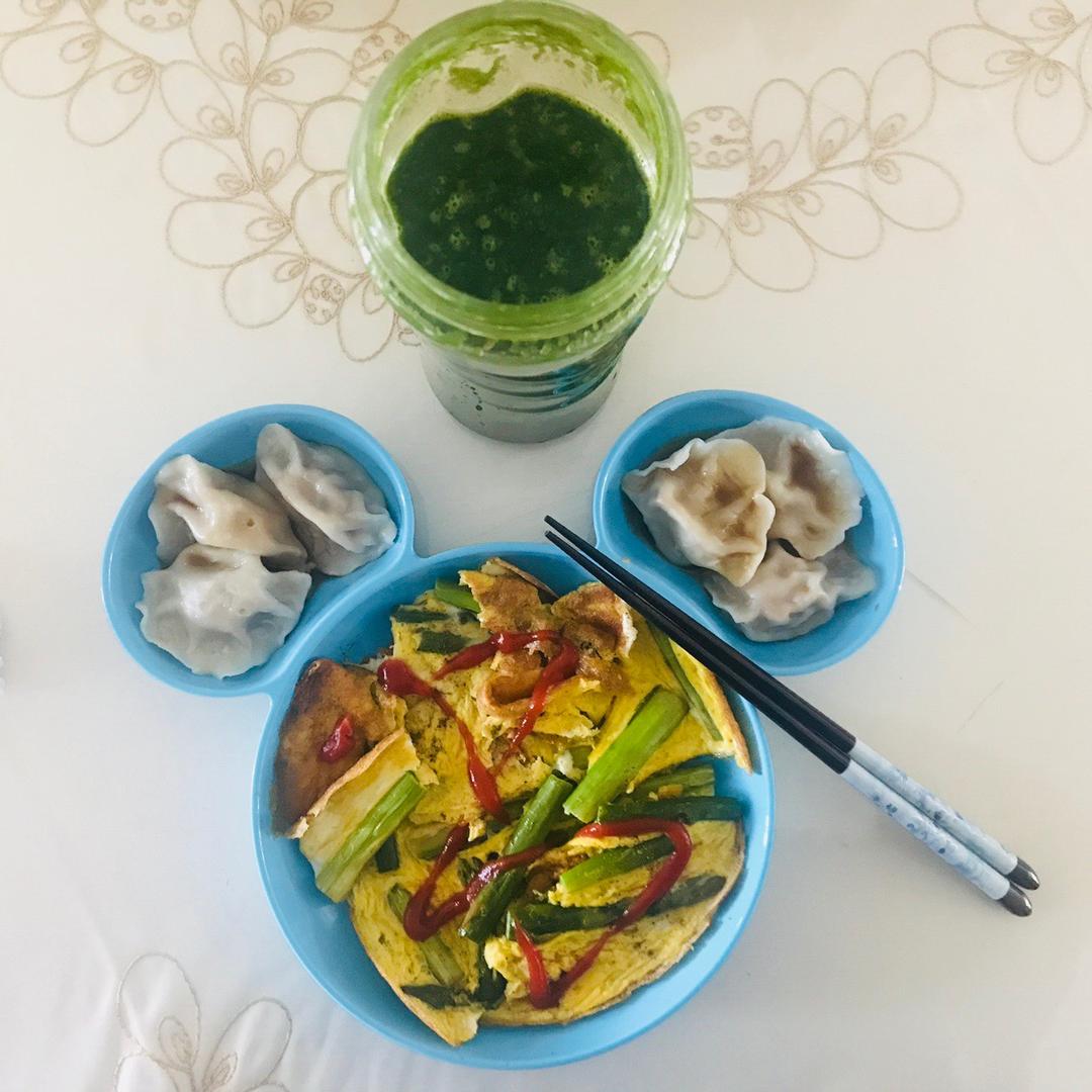 芦笋虾仁早餐蛋饼