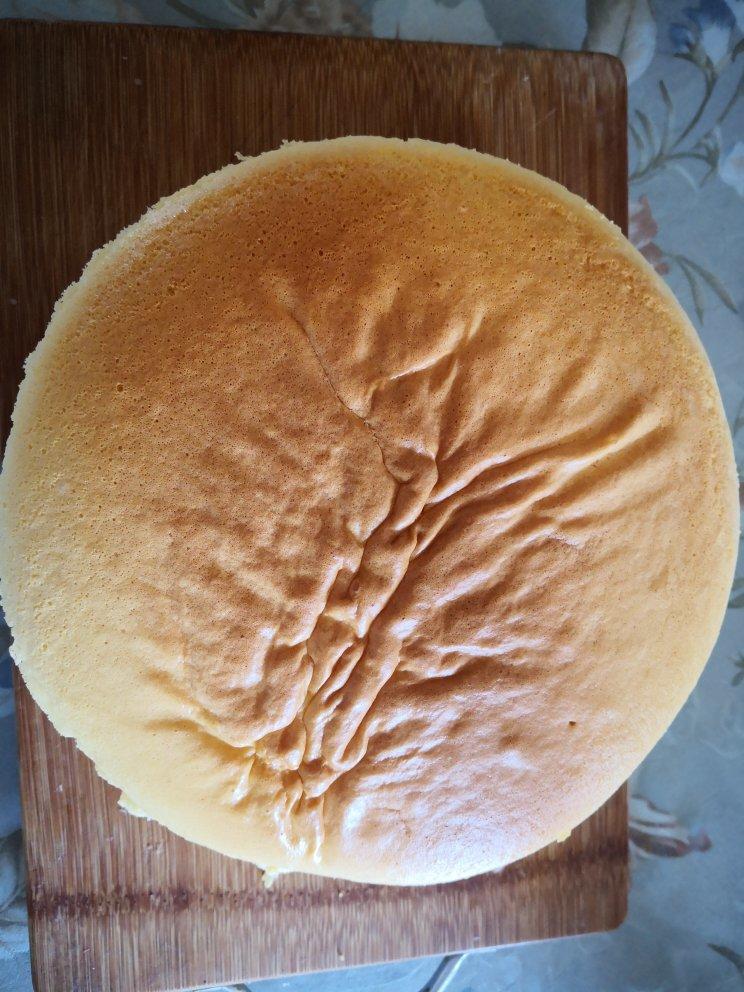 不开裂❗不回缩❗入口即化的轻乳酪蛋糕，比豆腐还嫩❗