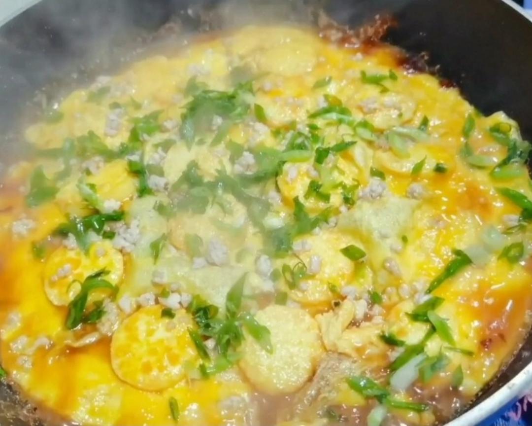 日本豆腐的嫩滑与鸡蛋的鲜香完美结合，是让你无法拒绝的美味！