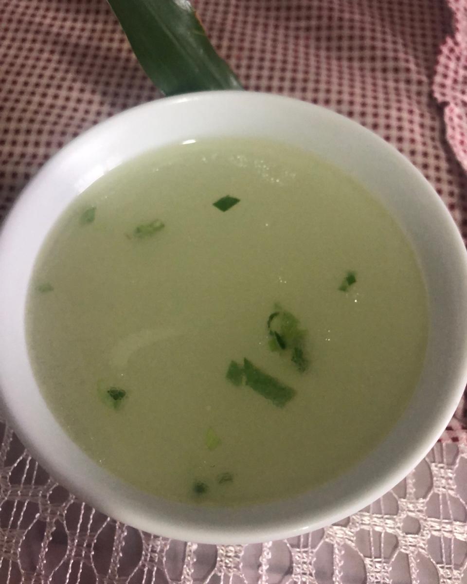 月下独酌-1做的棒骨汤(原汁)