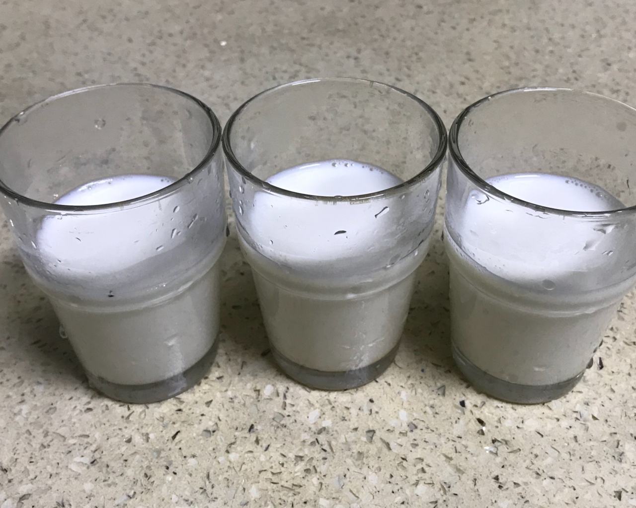 消耗牛奶神器�の牛奶奶冻的做法 步骤5