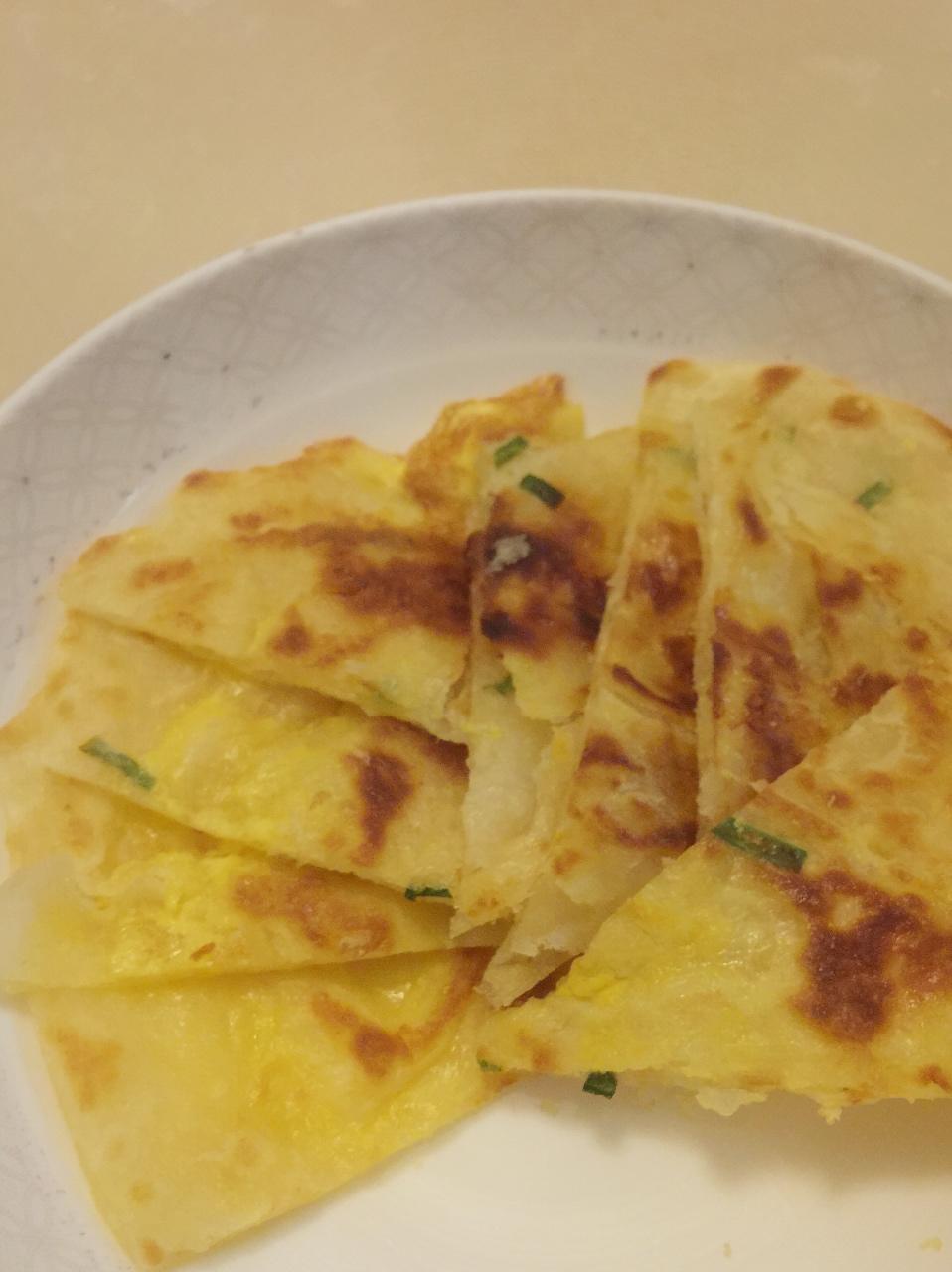 鸡蛋葱油饼                  （更新饼坯保存方法）