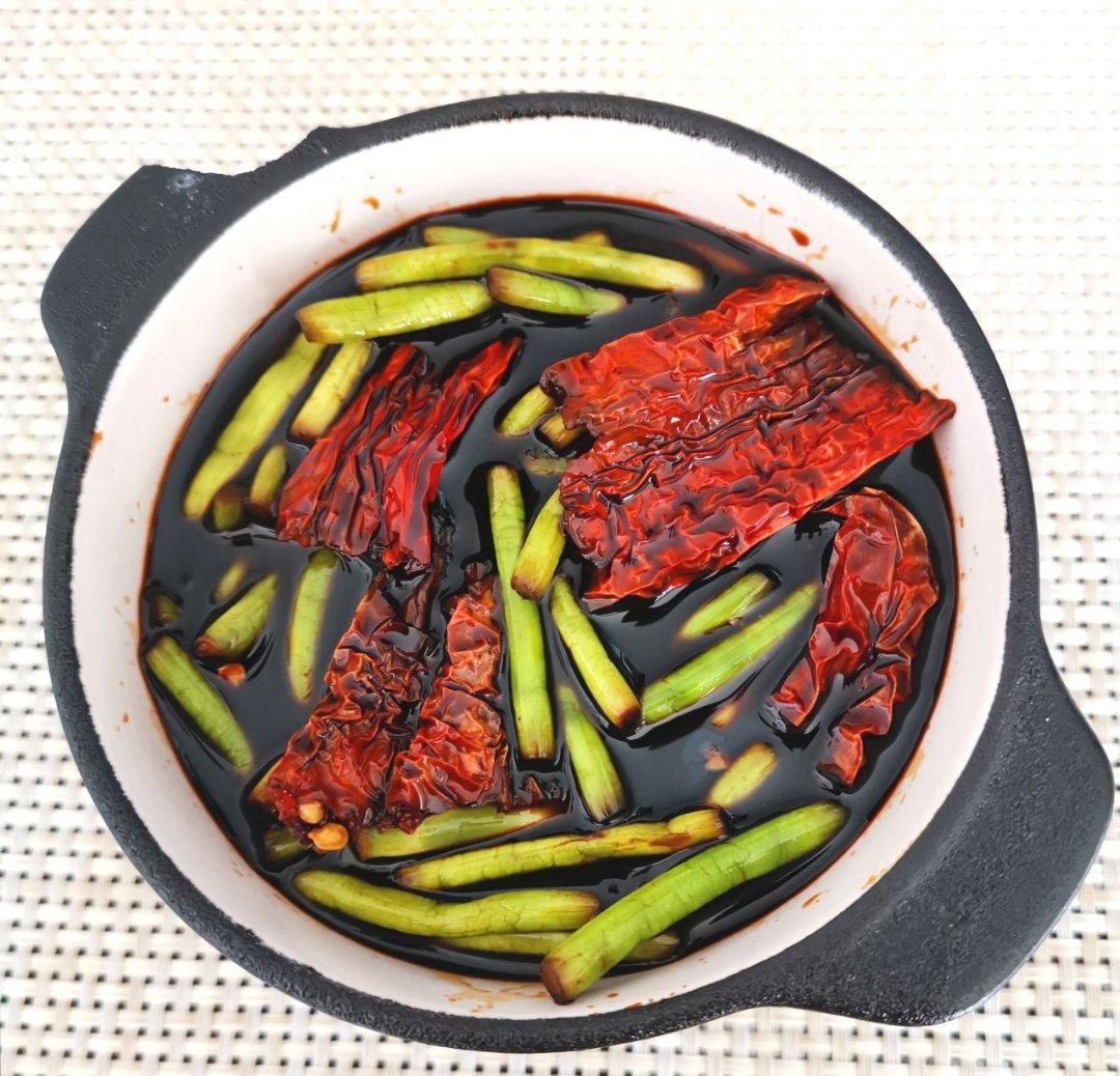 一学就会的爽口咸菜腌蒜苔