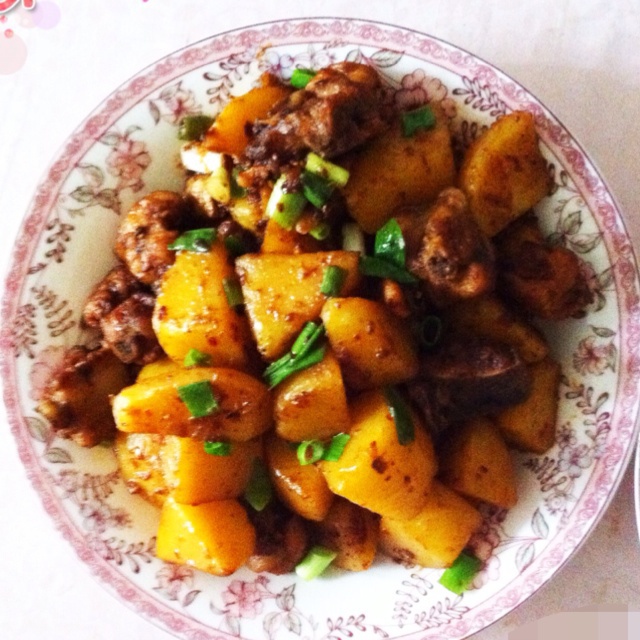 川味土豆烧排骨