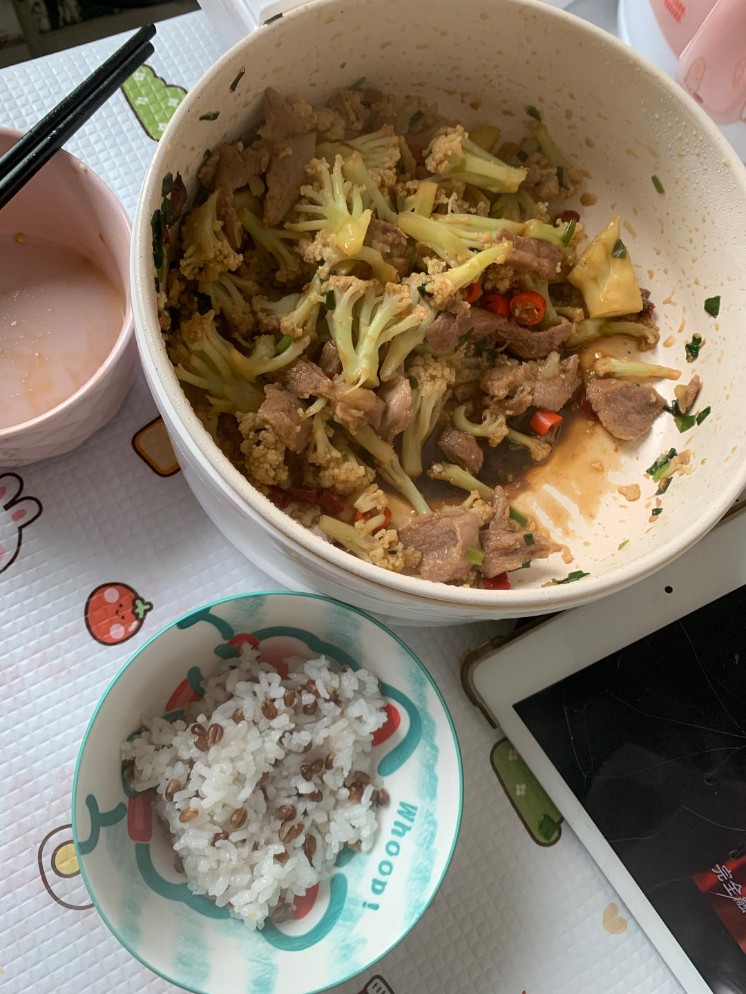 干煸菜花（花菜炒肉）