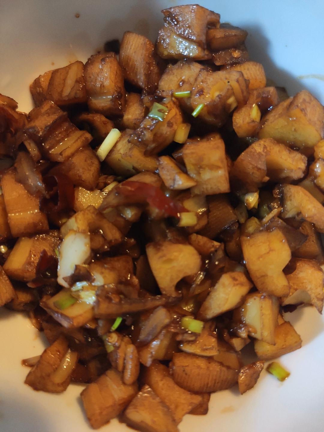 家常快手菜小炒藕丁真香