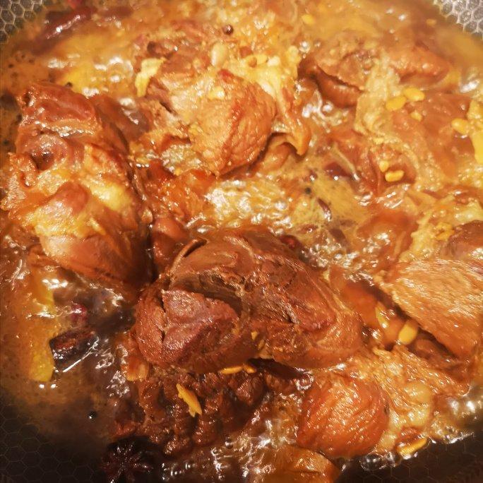 酱牛腱子肉~~（附酱猪腱子肉和卤鸡蛋做法）
