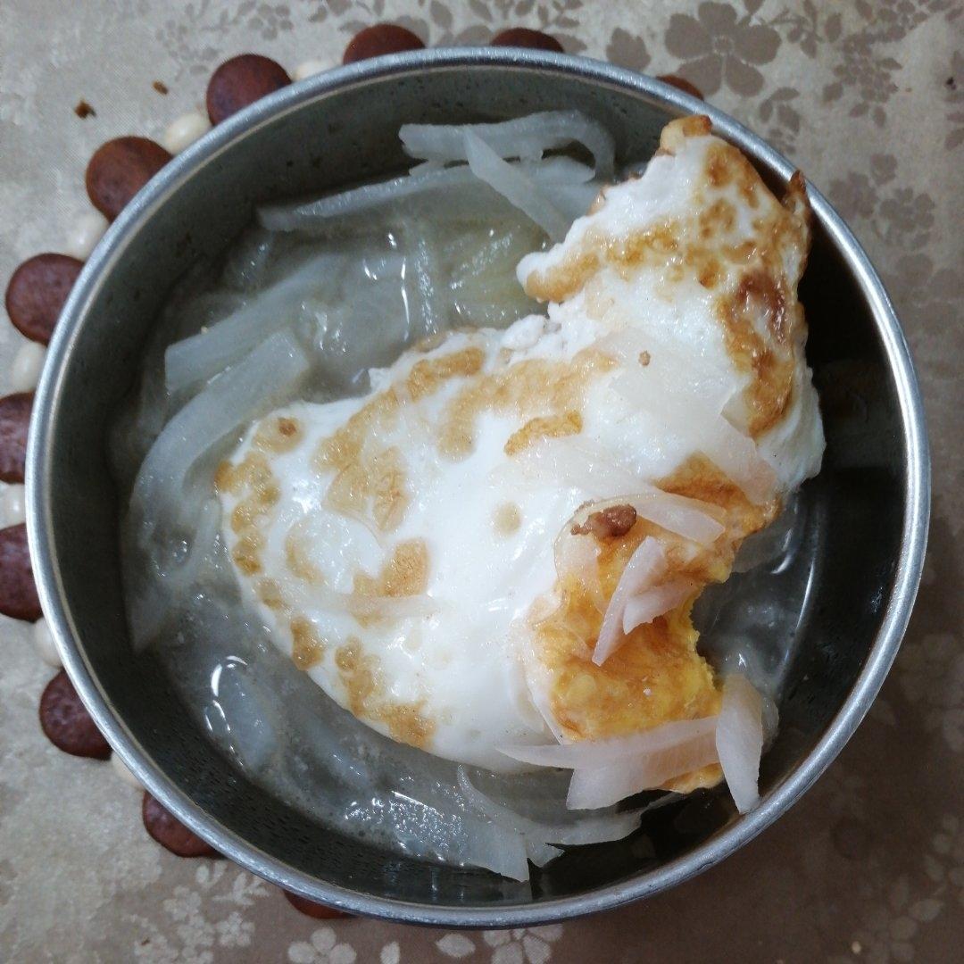 奶白鲜香的萝卜丝煎蛋汤