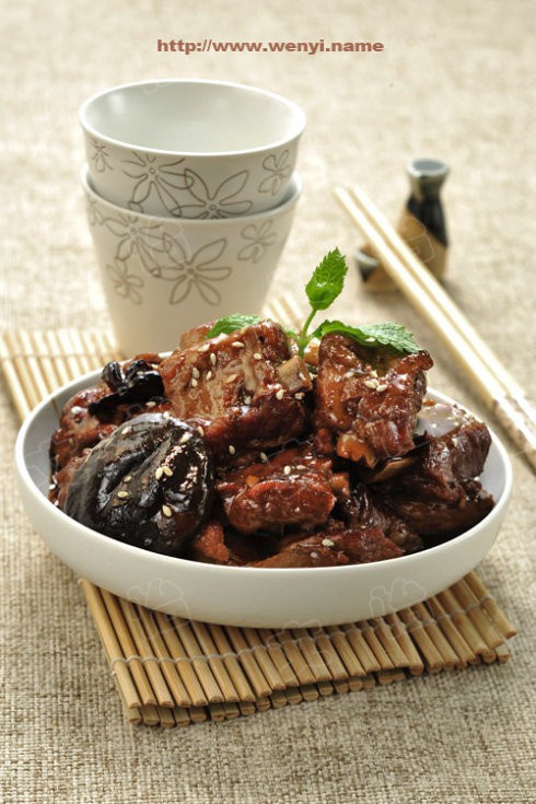 家常红烧排骨的做法