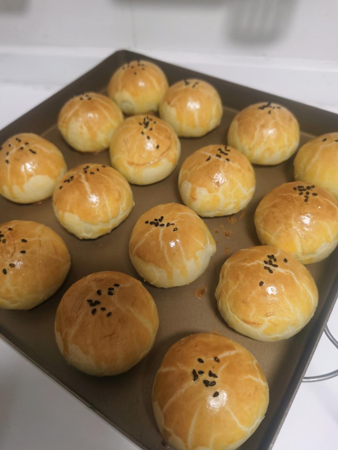 蛋黄酥酥酥（超级奶香黄油版）