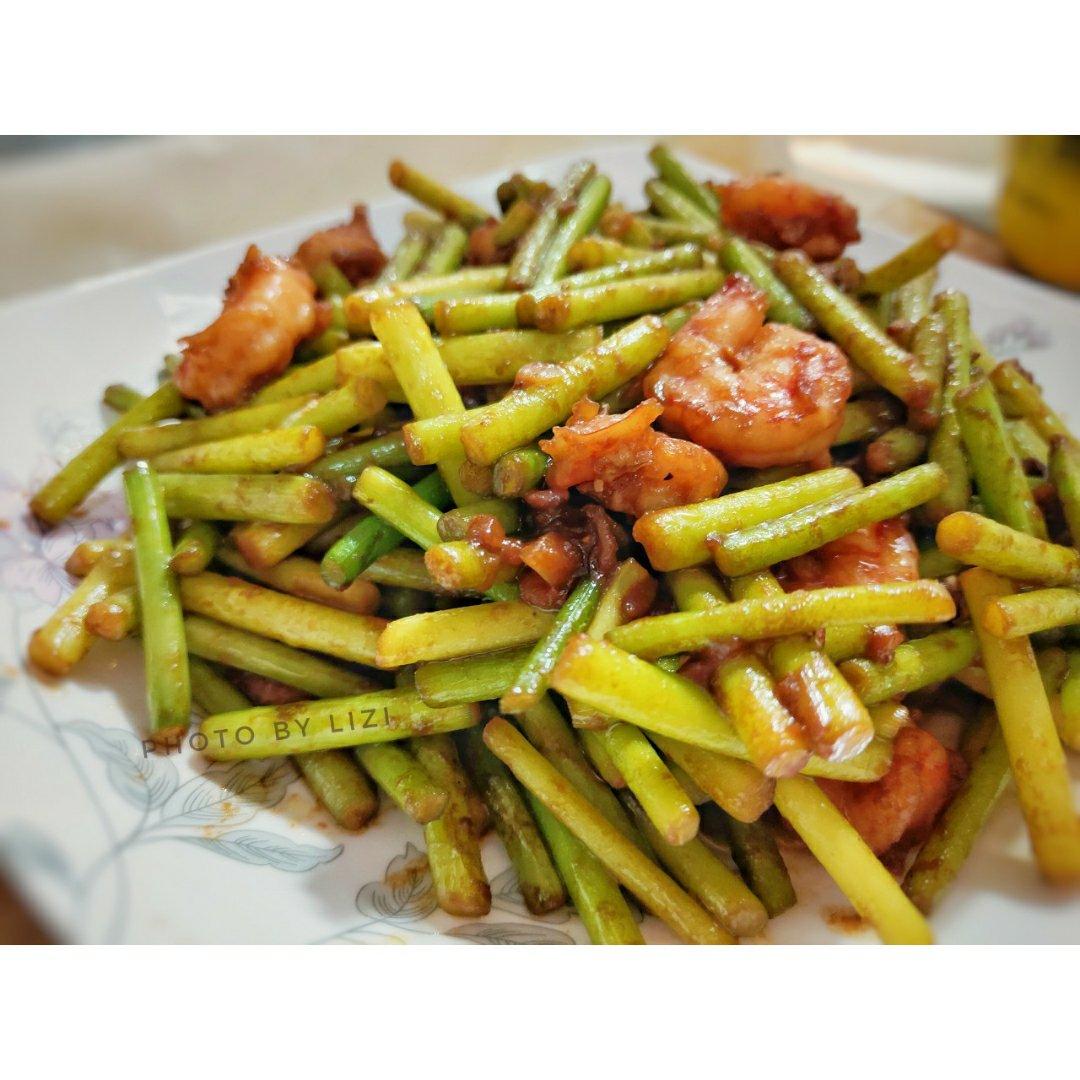 家常菜～香辣虾仁炒蒜苔