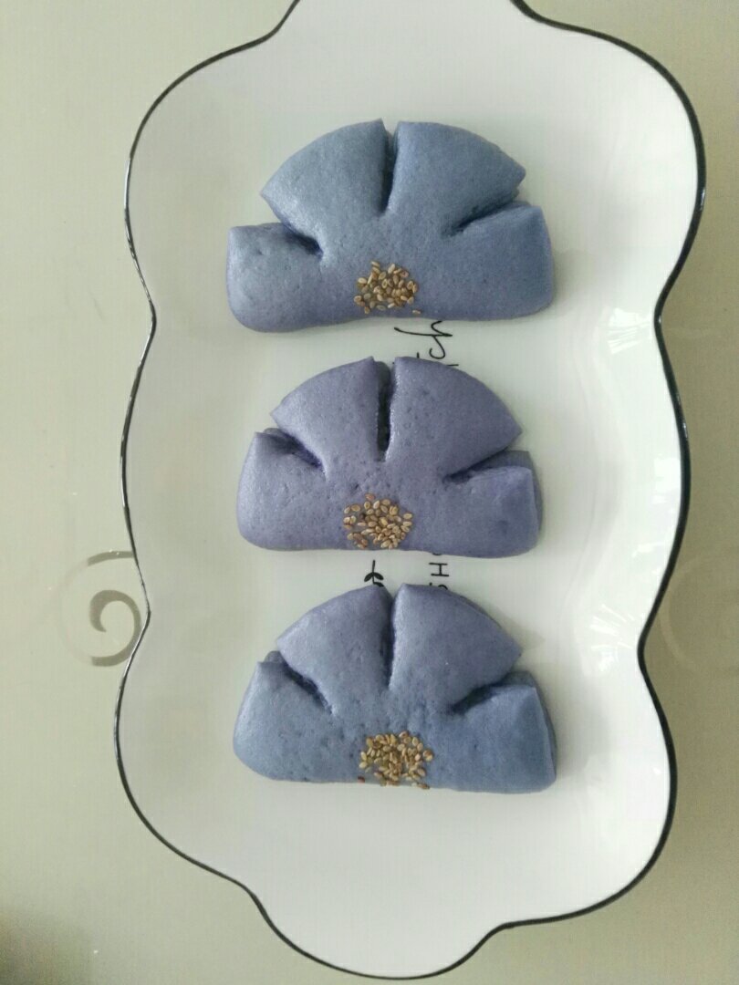 蝶豆花紫米面包