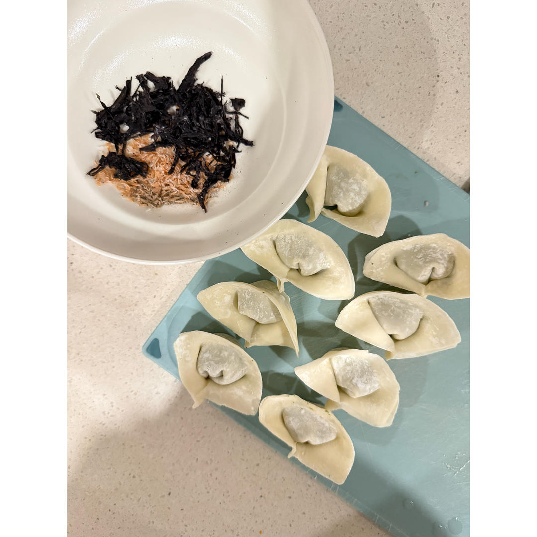 上海荠菜大馄饨