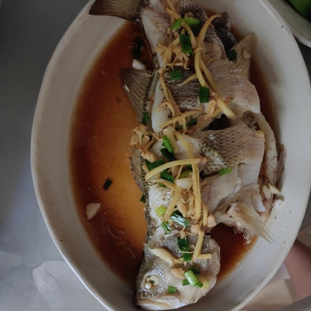 清蒸鲈鱼