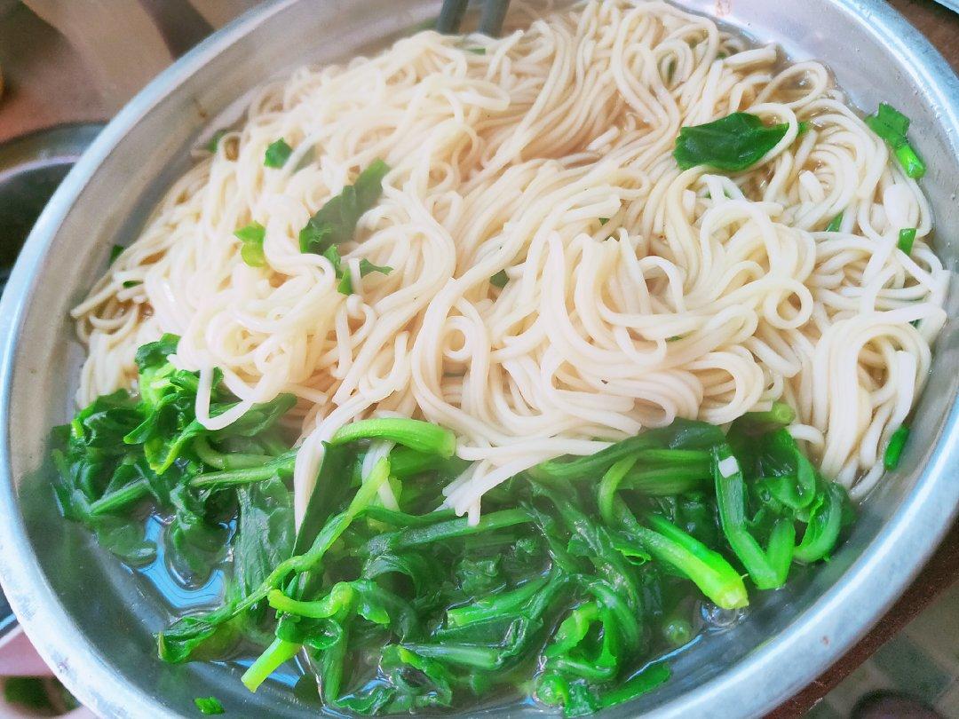 快手早餐-酱汤面，汤都喝光