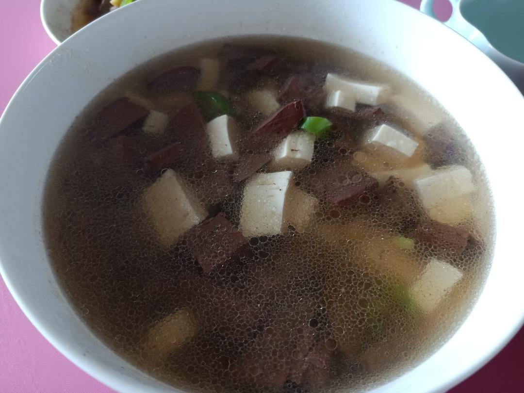豆腐猪血汤