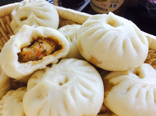 肉包子,杠杠的
