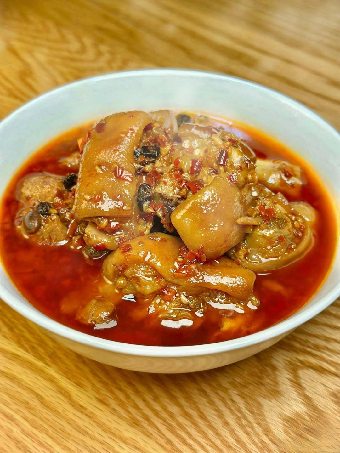 蒸菜之【蒸猪脚】的做法